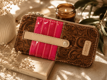 Sally Card Organizer by Consuela